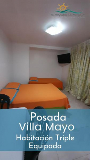 Habitación Triple Equipada, Posada Villa Mayo a 5 minutos de Playa Parguito